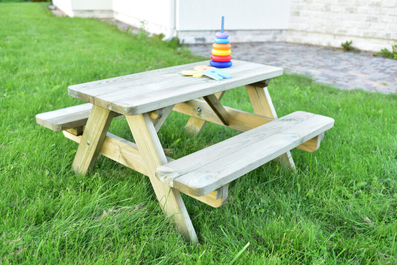 DREAMADE Kindersitzgruppe Mit Sonnenschirm – Gartenmöbel Für Kinder, Bis 4 Sitzplätze, Aus Robustem PP-Material